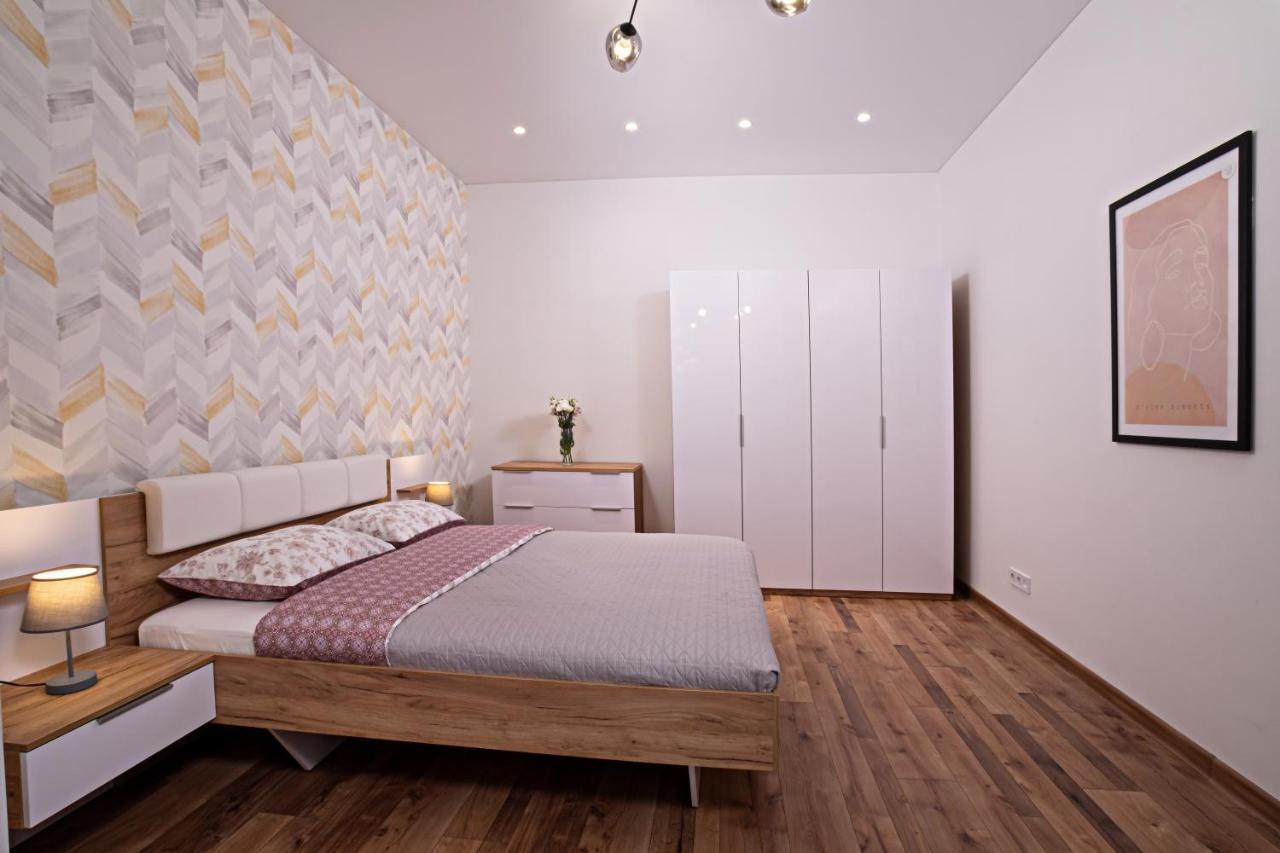 Arcadia Hills Apartment Odesa Exterior photo